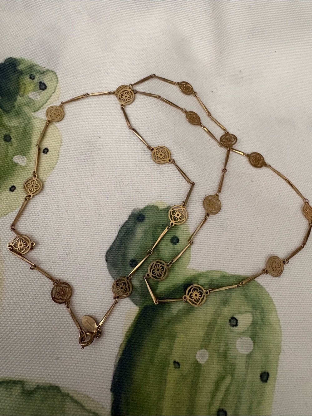 Avon vintage Delicate Gold Filigree Station Necklace - Women Jewelry